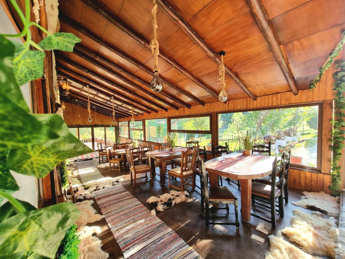 Langa Stana Hotel Curtea De Arges Exterior photo